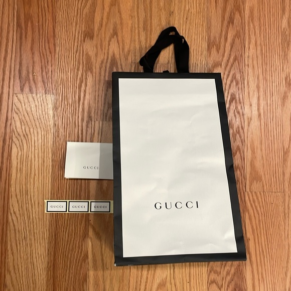Gucci Handbags - Gucci note card/gift bags/stickers